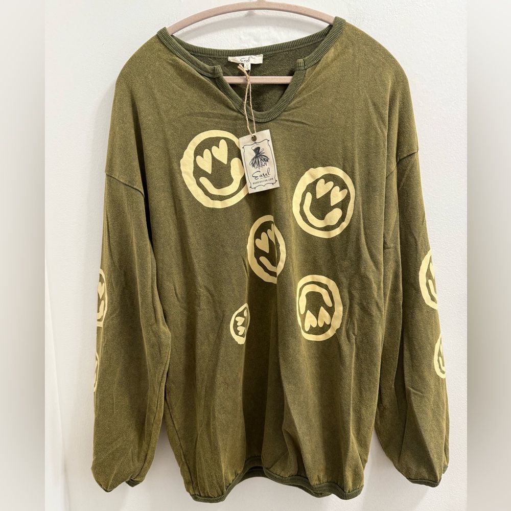 Casual Olive Green Graphic Long-Sleeve Top